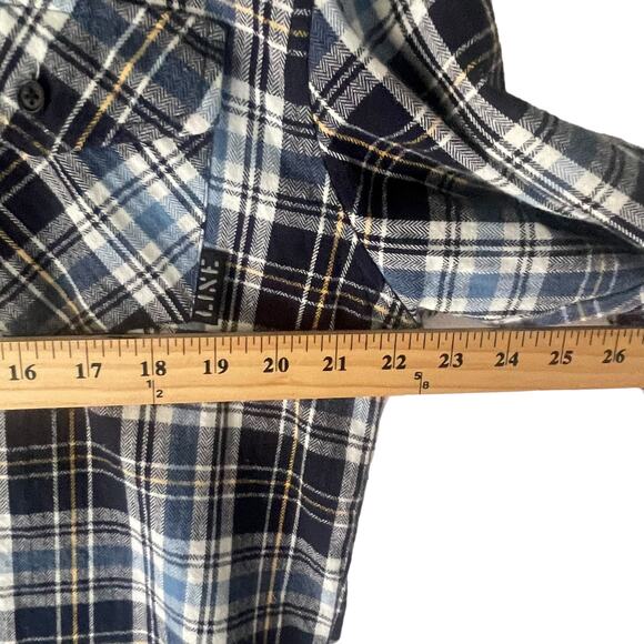 Line Men's Size Large Blue Plaid Long Sleeve Heavy Flannel Button Up Shirt - Picture 8 of 9